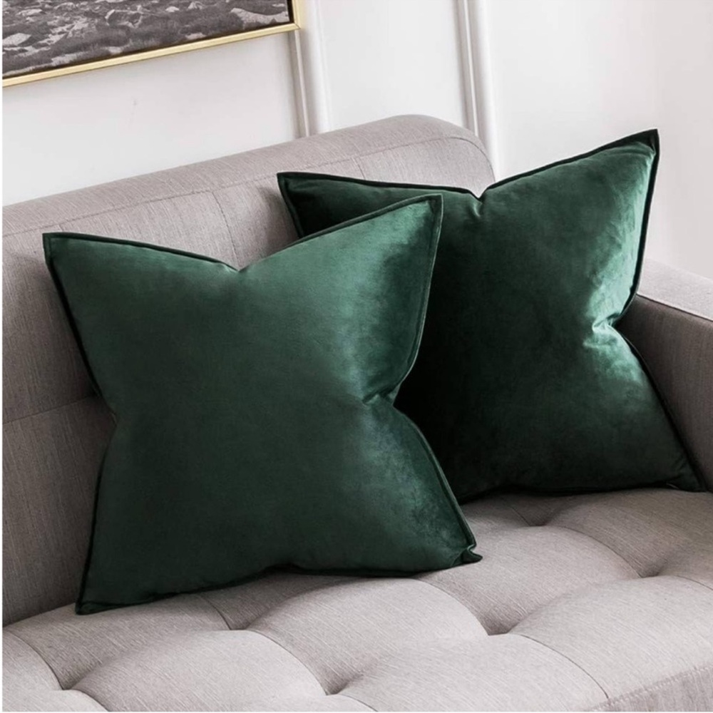 🆕 Green VELVET Euro Accent Pillow Covers Luxury High End Hotel Vibes 26” x 26”